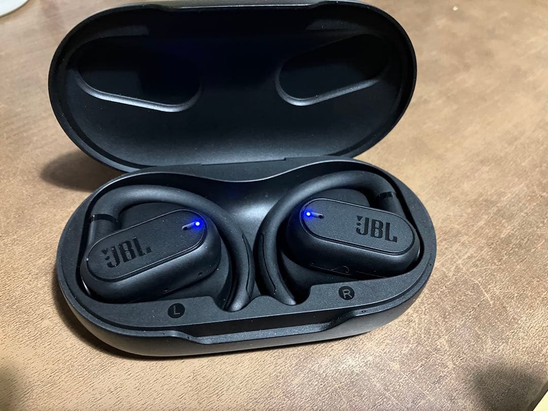 【たかしー】JBL SOUNDGEARSENSE ワイヤレスイヤホン