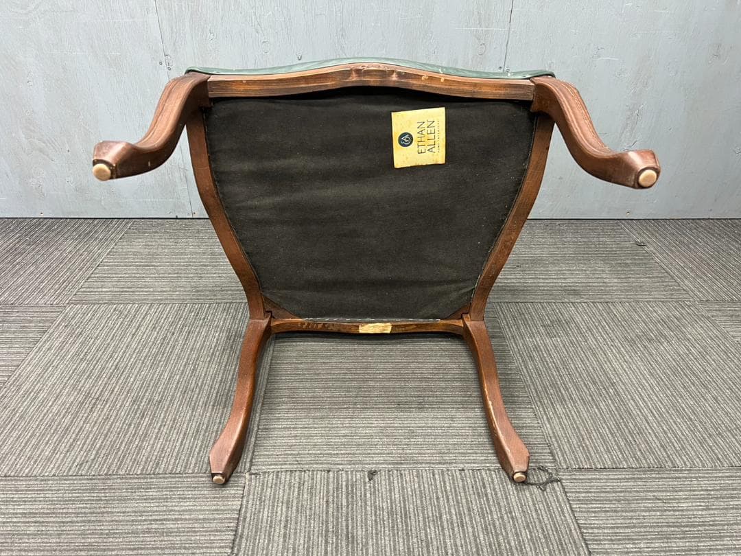 1062◆格安配送地域あり◆イーセンアーレン肘付きダイニングチェア◆ロビー