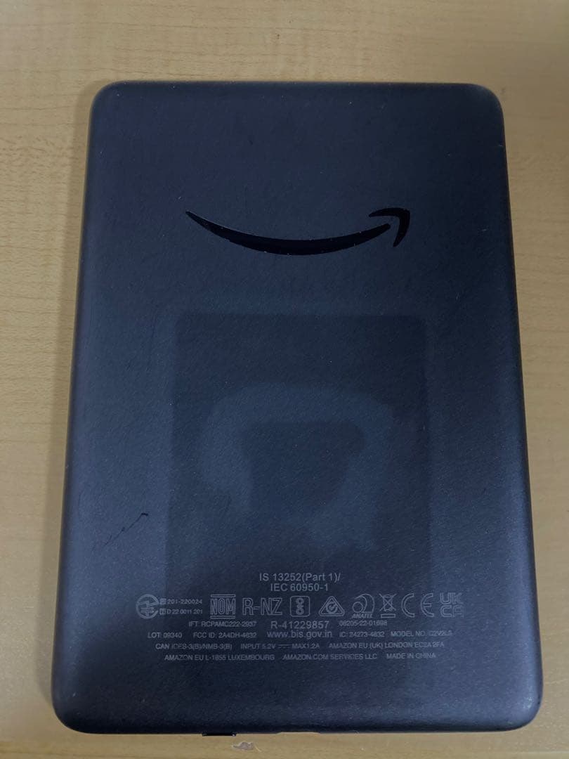 Amazon kindle キンドル 11世代 16gb 広告なし ケース付き