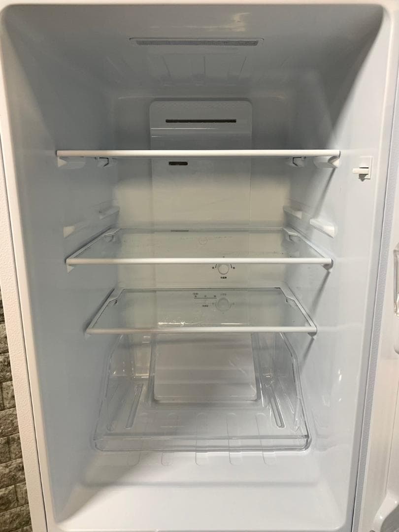 大阪送料無料★3か月保障付き★冷蔵庫★2023年★YRZ-F15LW★R-81