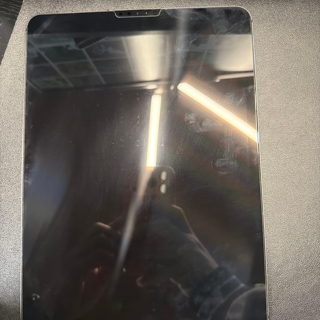 iPad Pro 11インチ　256G logicool combotouch