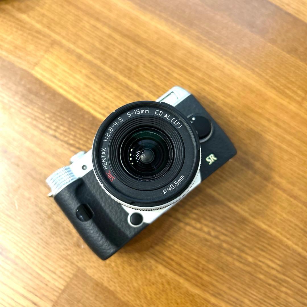 【PENTAX 】【レンズ４つ付き】ミラーレス一眼　Q7 本体　標準　トイレンズ
