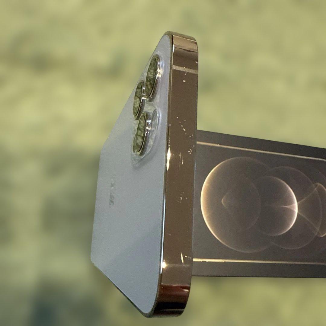 iPhone12 Pro 256GB ゴールド　ケース付き