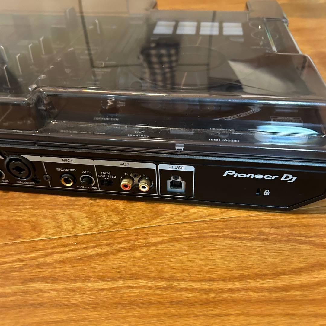 Pioneer DDJ-800 コントローラー