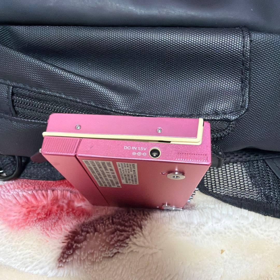 SONY カセットプレーヤー ピンク