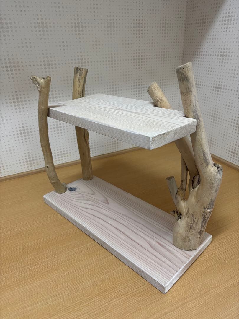 流木を使った木製二段棚