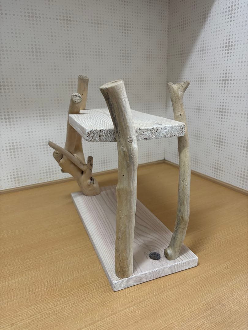 流木を使った木製二段棚