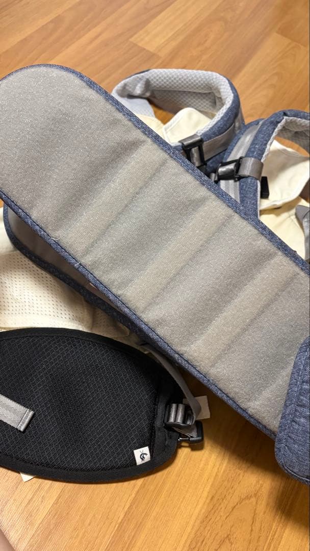 調整可能なメッシュ抱っこ紐