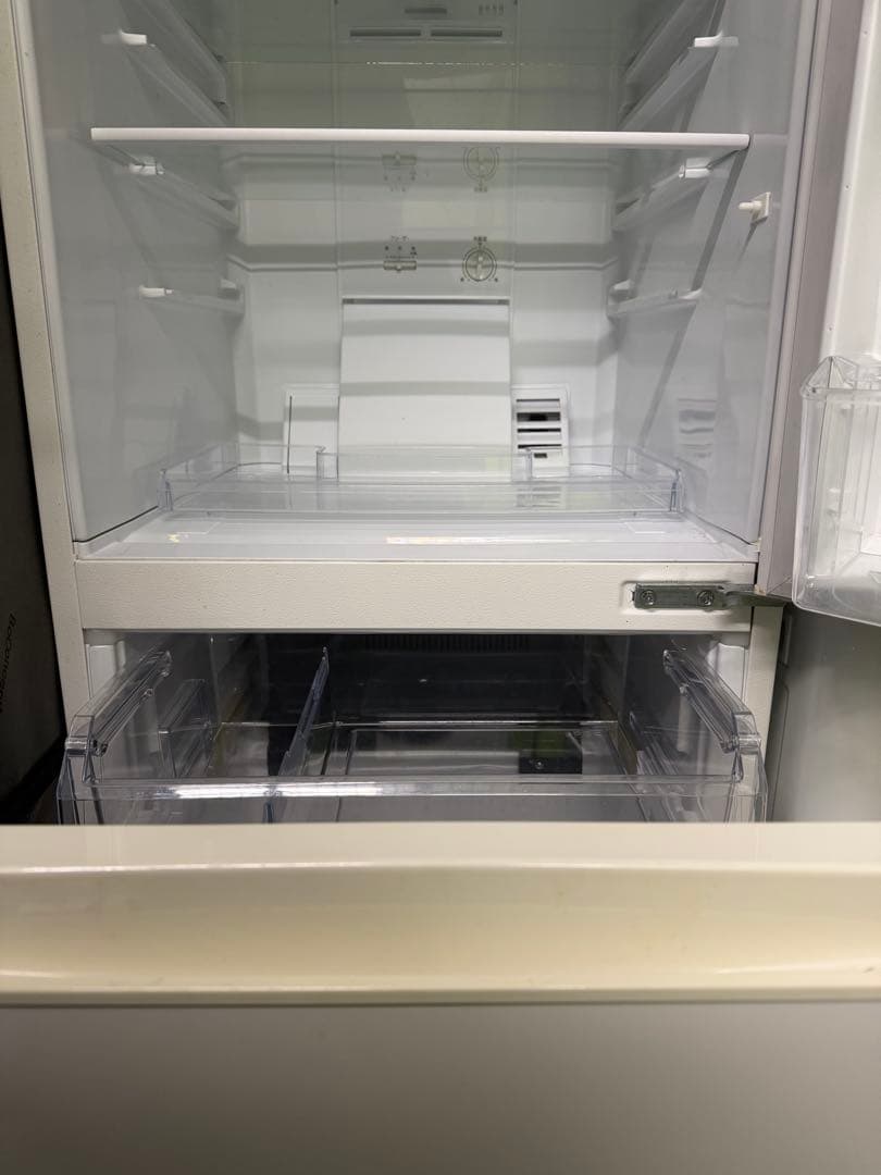 AQUA ノンフロン冷凍冷蔵庫　2017年製