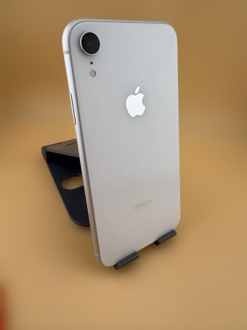 iphone XR 128GB ホワイト　 SIMフリー　バッテリー100%