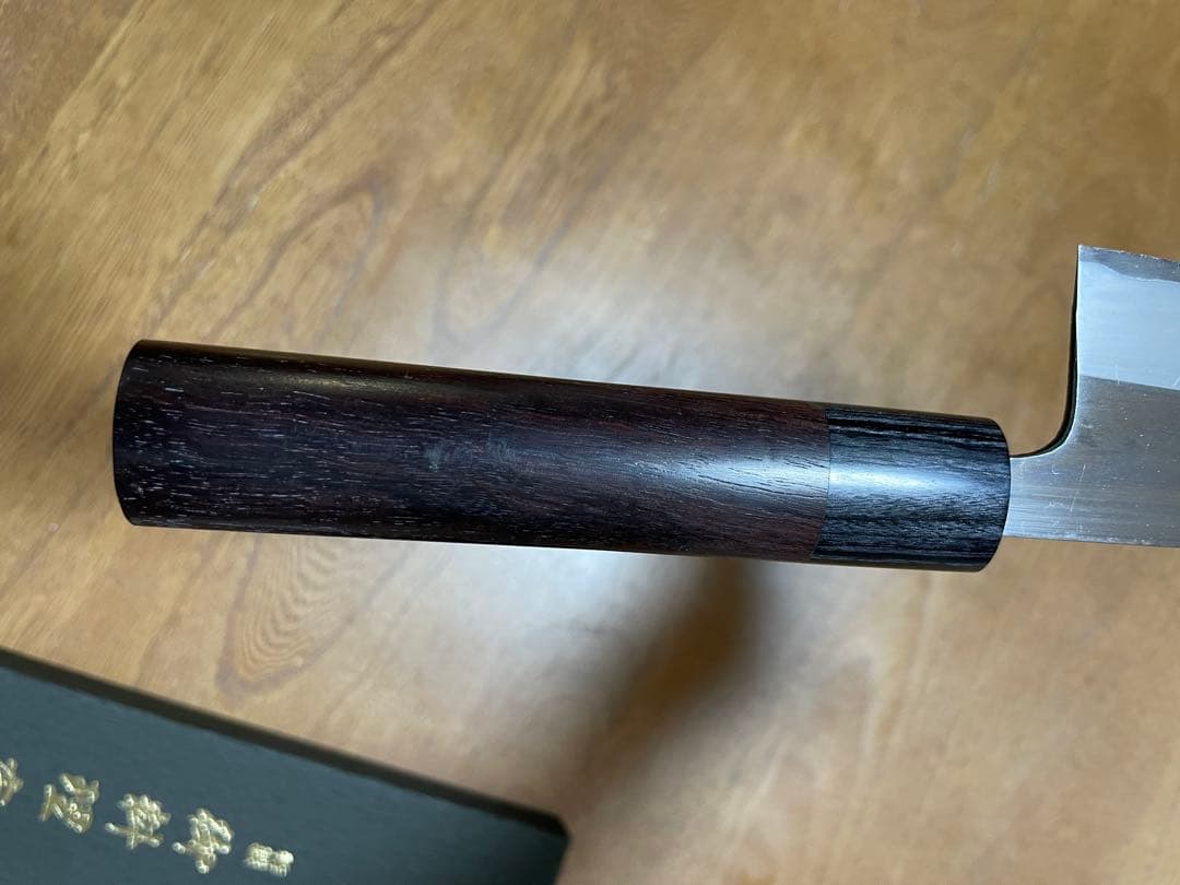 盛弘鍛冶工場製　家庭用包丁 鋼ステンレス 310mm 木製柄　現在8年待ち