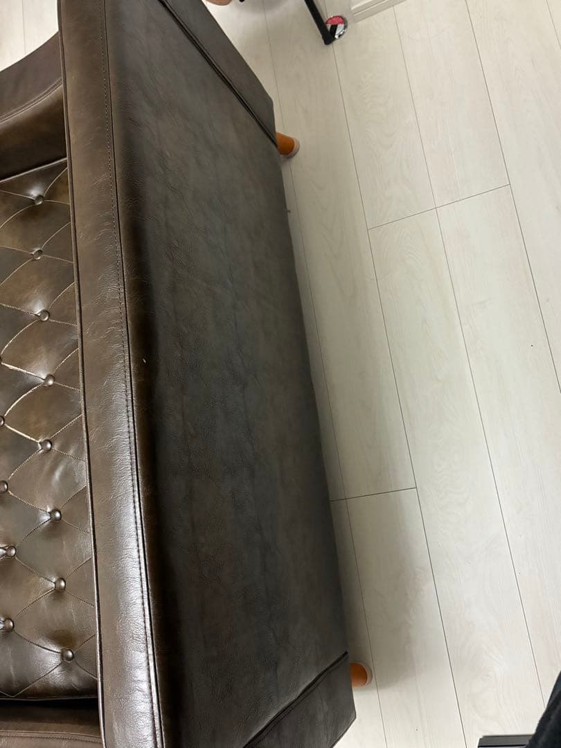 ブラウンレザー2人掛けソファ