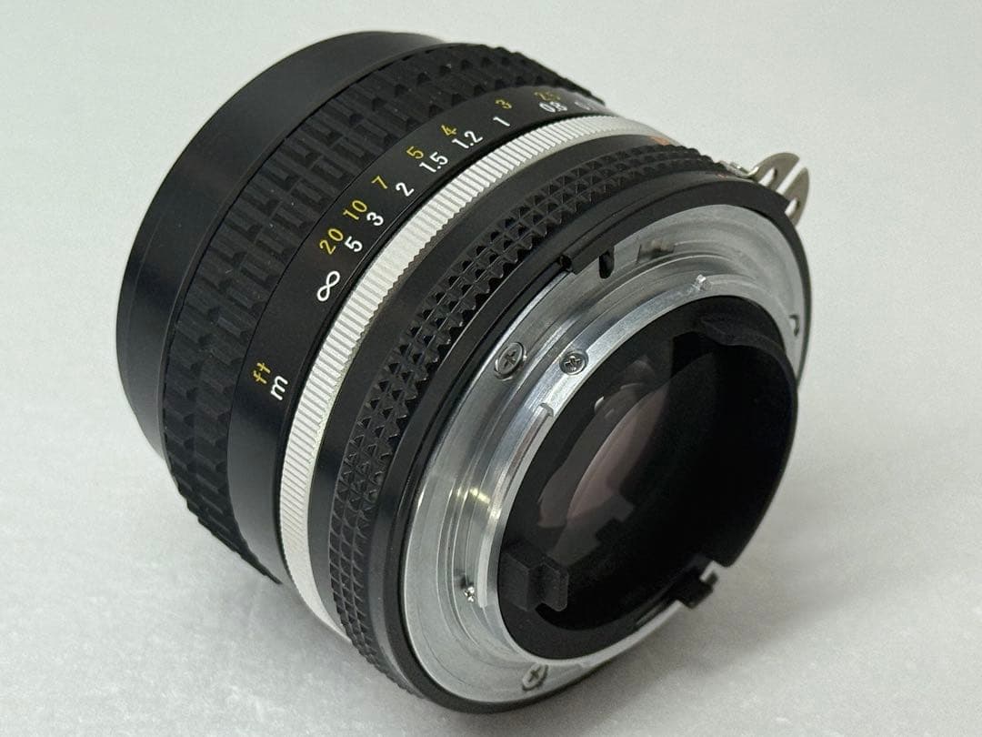 Nikon Ai-s Nikkor 50mm F1.4 SICコーティング