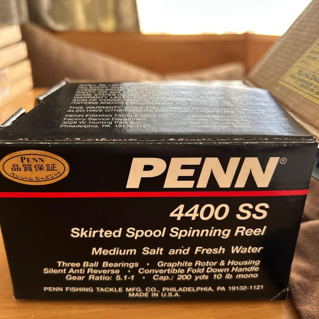 Penn Reels 4400SS グラファイトリール