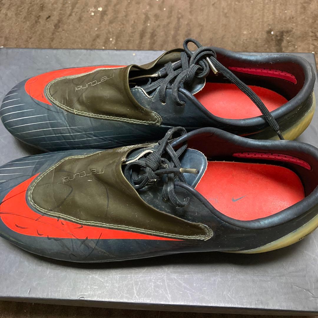 ナイキ マーキュリアル IV サイン入り