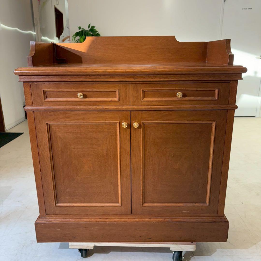 キャビネット　サイドボード　コンソール　飾り棚　多目的　木製　コンセント付き