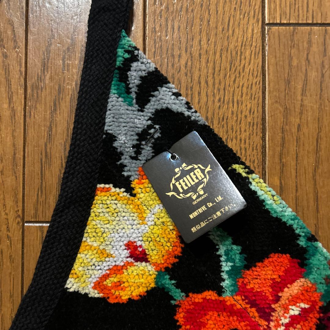 新品タグ付　FEILER 花柄エプロン