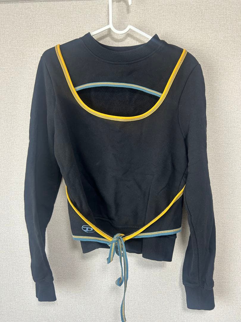専用　　DIESEL カットアウト ブラック スウェット