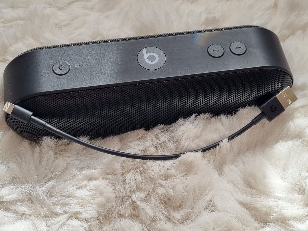 Beats Pill+ ブラック ワイヤレススピーカー