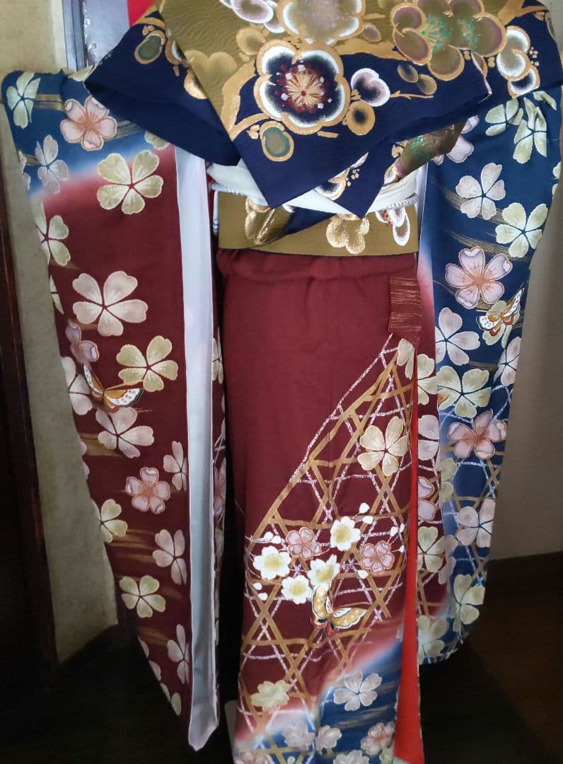 351華やぎ【最終価格】【桜蝶　紺色×ワイン色】【振袖6点フルセット】卒業謝恩会