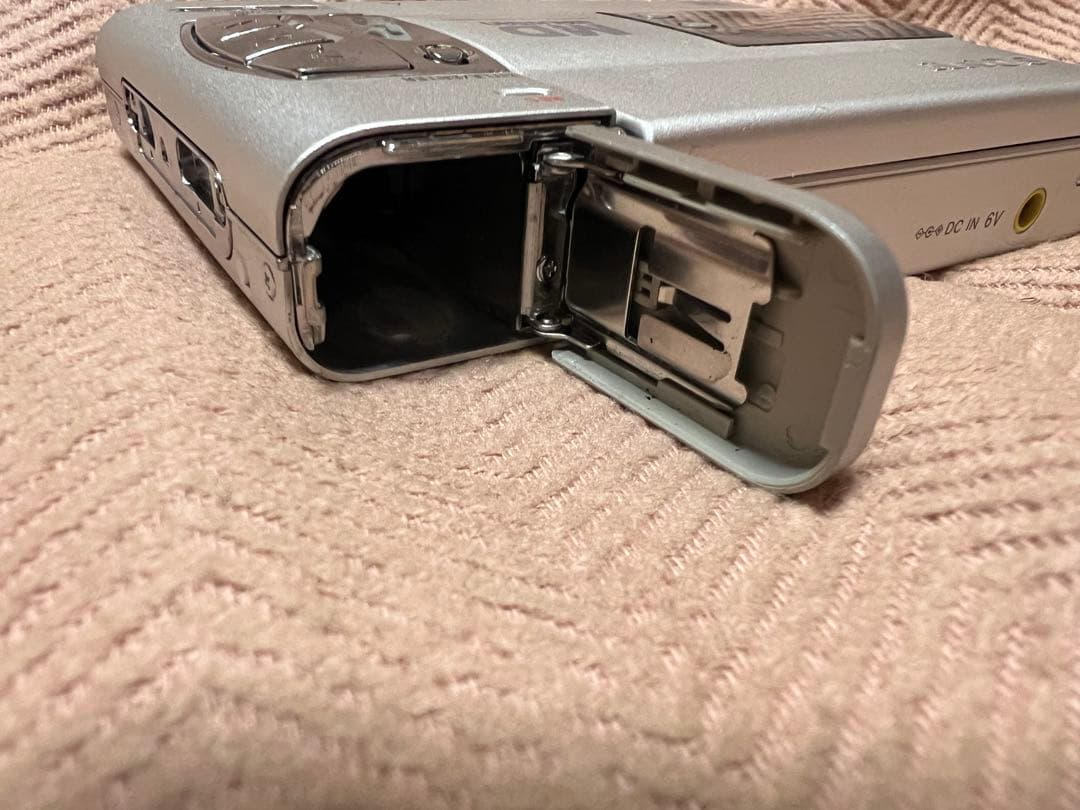 SONY ソニー　MDレコーダー ウォークマン MZ-R50