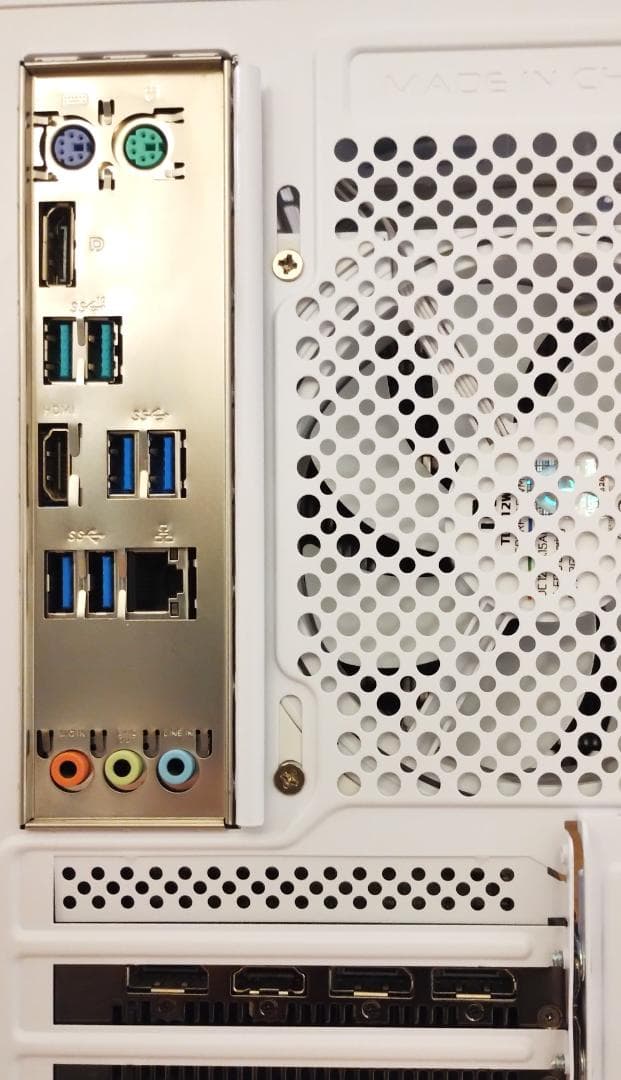 ゲーミングPC/Core i7 9700K/RX5700/メモリ32GB