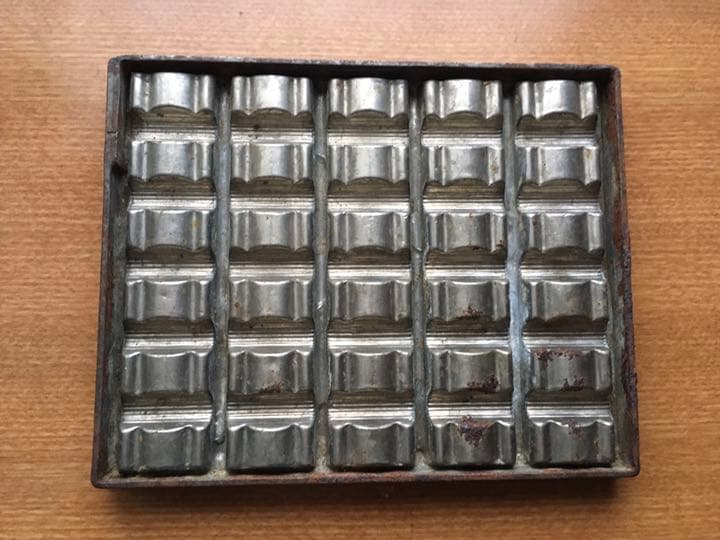 29: ドイツのアンティークチョコレートモールド