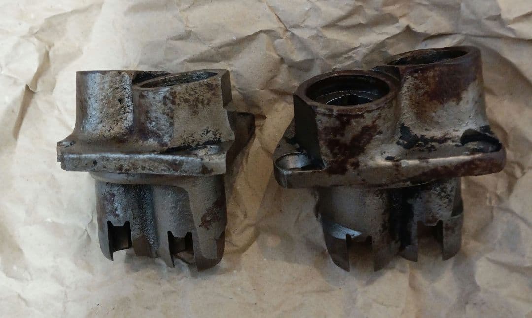 ハーレー　パンヘッド　パーツ