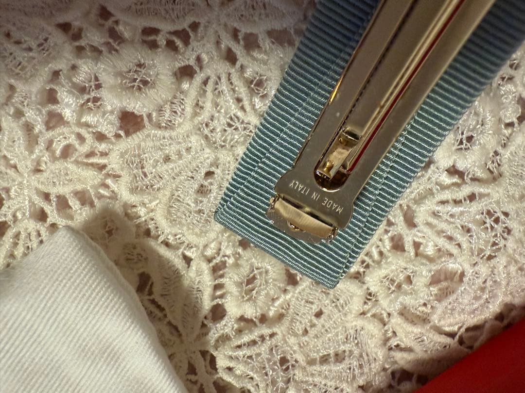 Ferragamo グリーン　バレッタ　リボン　フェラガモ