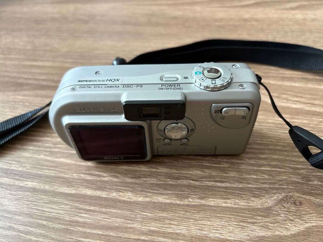 Sony Cyber-shot 4.0メガピクセル デジタルカメラ