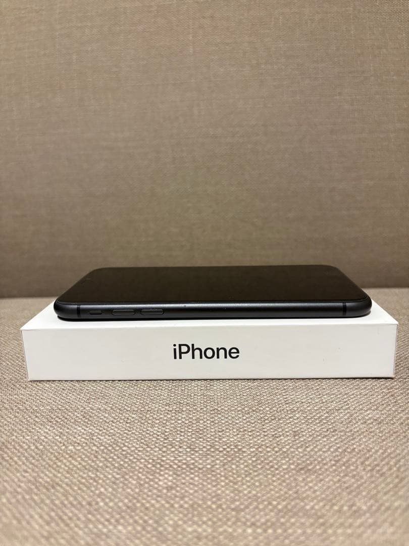 iPhone 11 本体 128GB ブラック 箱付き