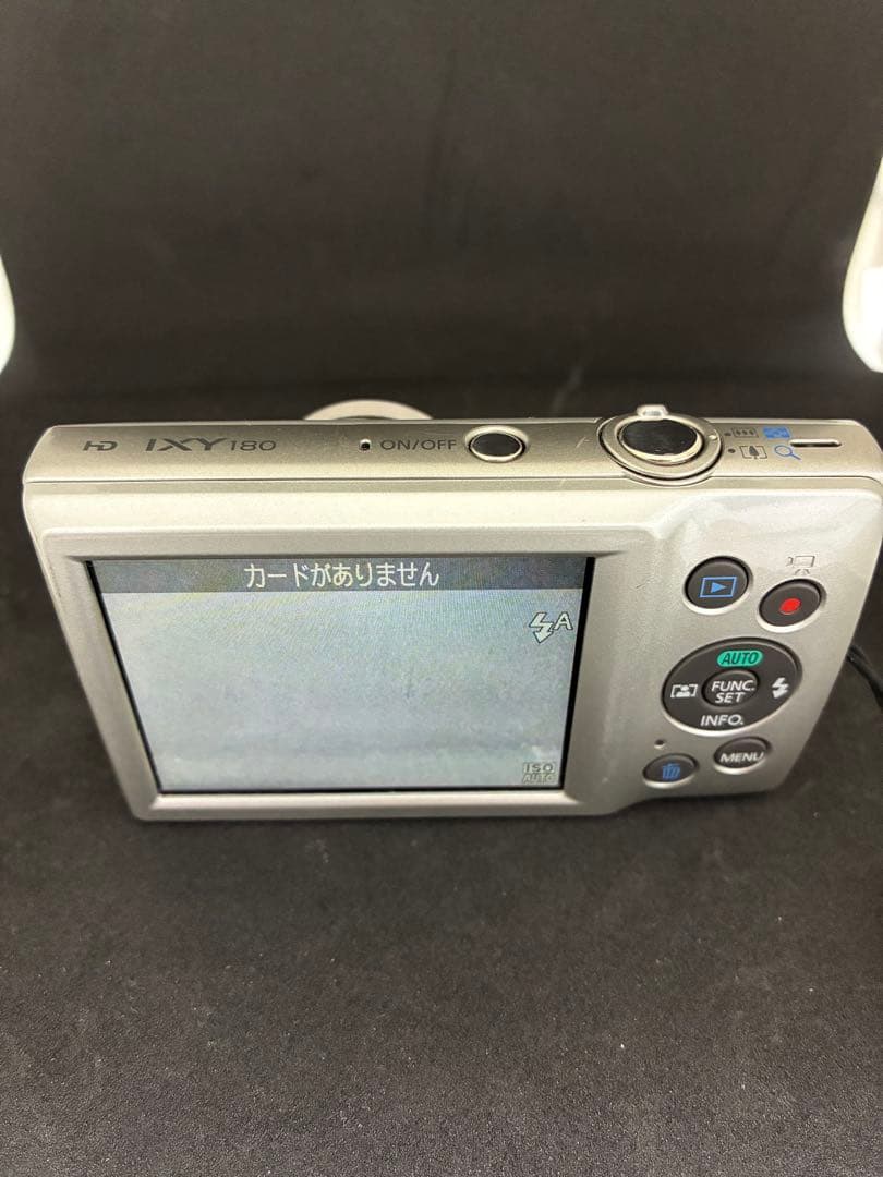 キャノン　デジタルカメラ　IXY180 シルバー