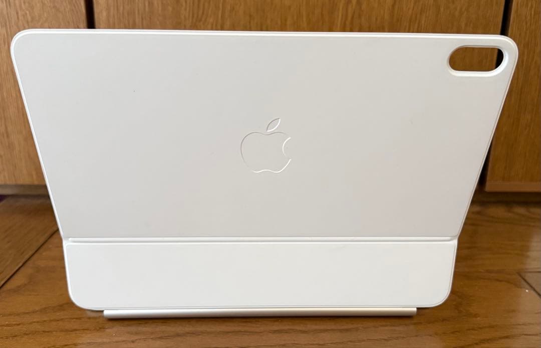 11インチiPad Air M3 Magic Keyboard ホワイト