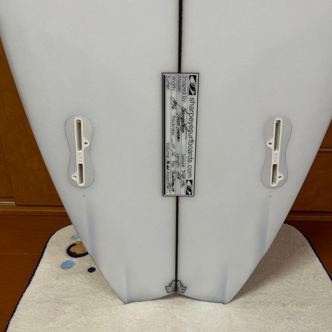 Sharp Eye シャープアイサーフボード　ストームズツインターボ　5’9”