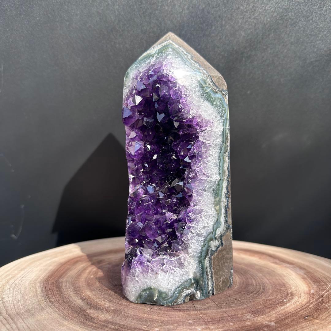 天然石アメジストのポイント　置物G.61