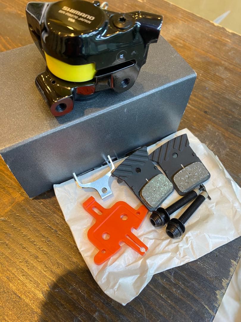 SHIMANO duraace BR-R9270 リア　新品