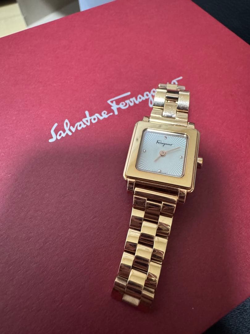 フェラガモ　腕時計