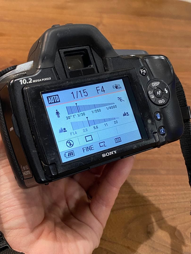 Sony α330 デジタル一眼　タムロン28-80 70-300 2本レンズ付