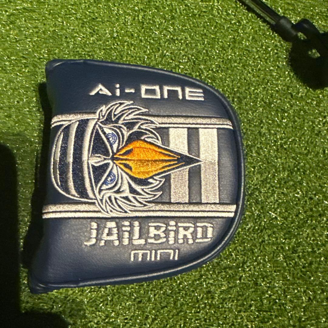 ODYSSEY JAILBIRD MINI CHパター 34インチ