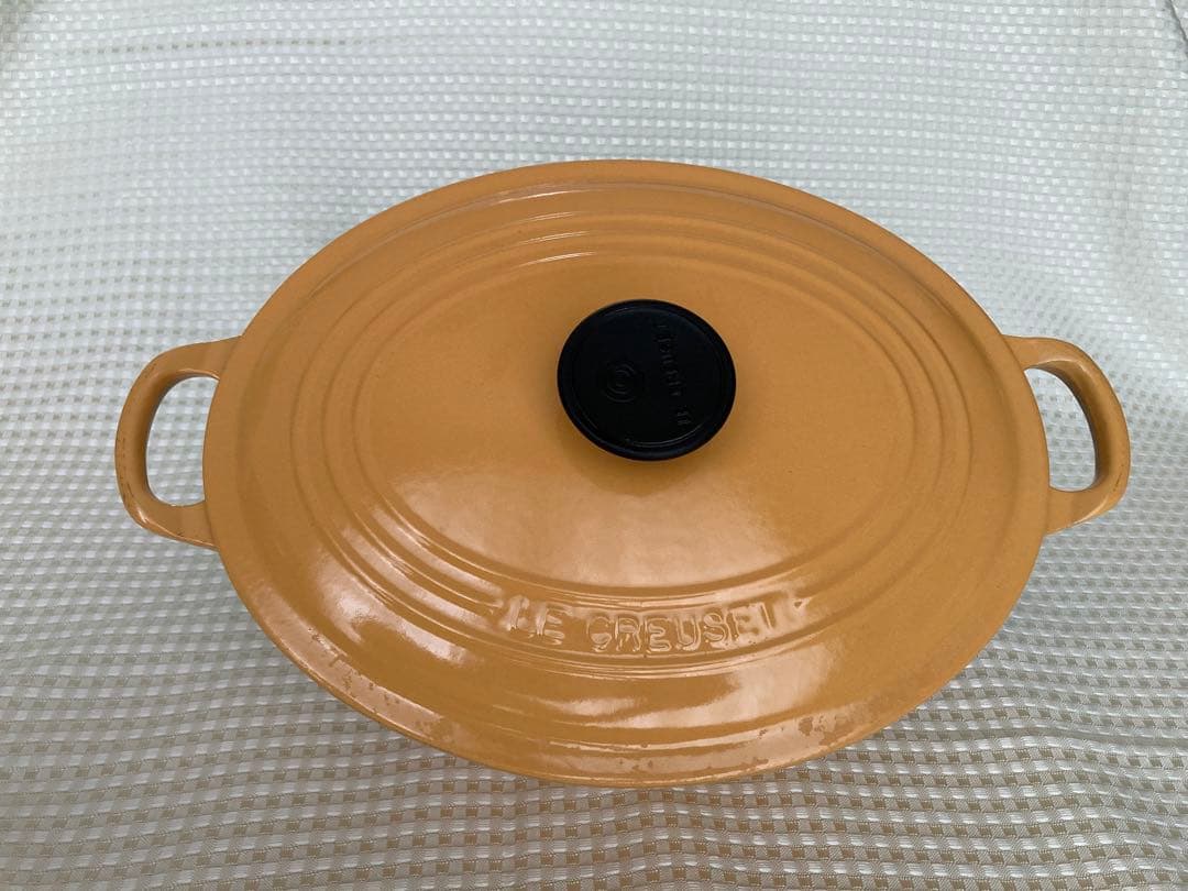 Le Creuset ル・クルーゼ　ココット・オーバル27cm サフランイエロー
