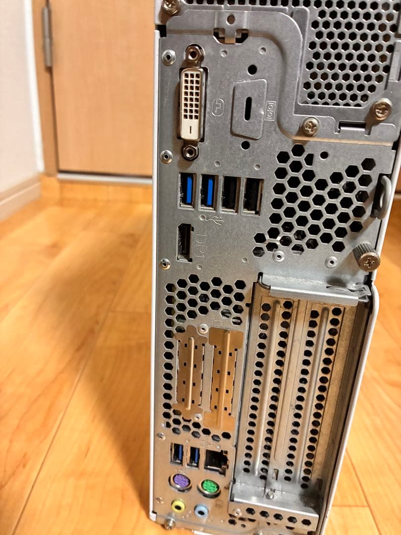 富士通 ESPRIMO FMVD43001　D588/B　i5 9500