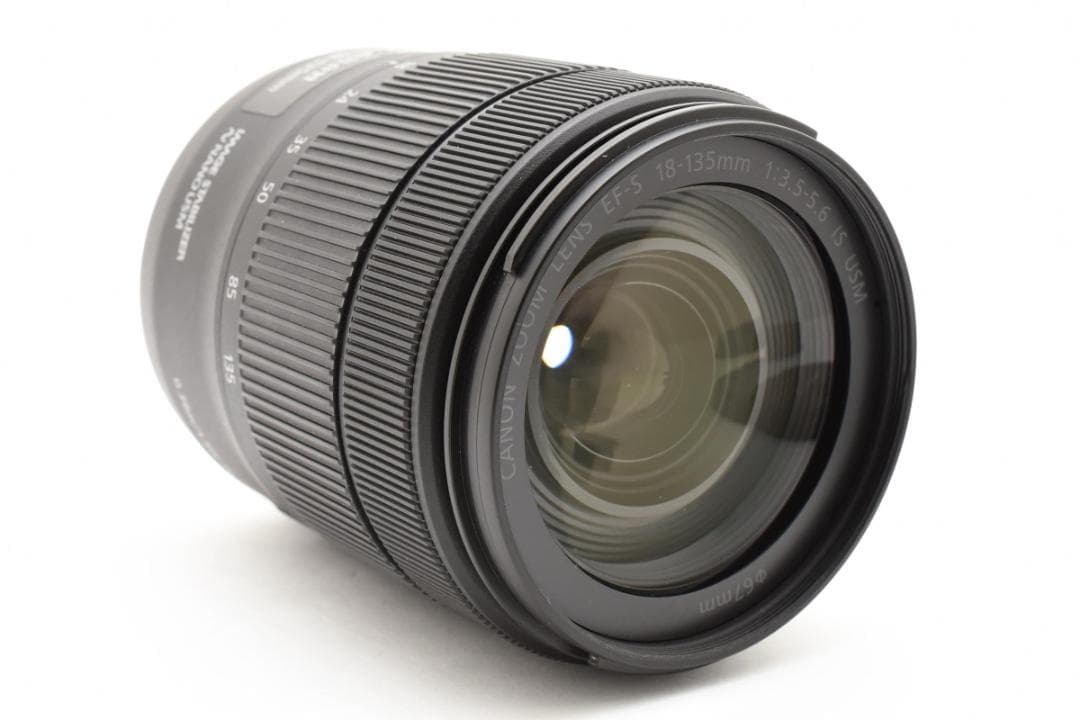 超美品 キャノン EF-S 18-135mm F3.5-5.6 IS M617