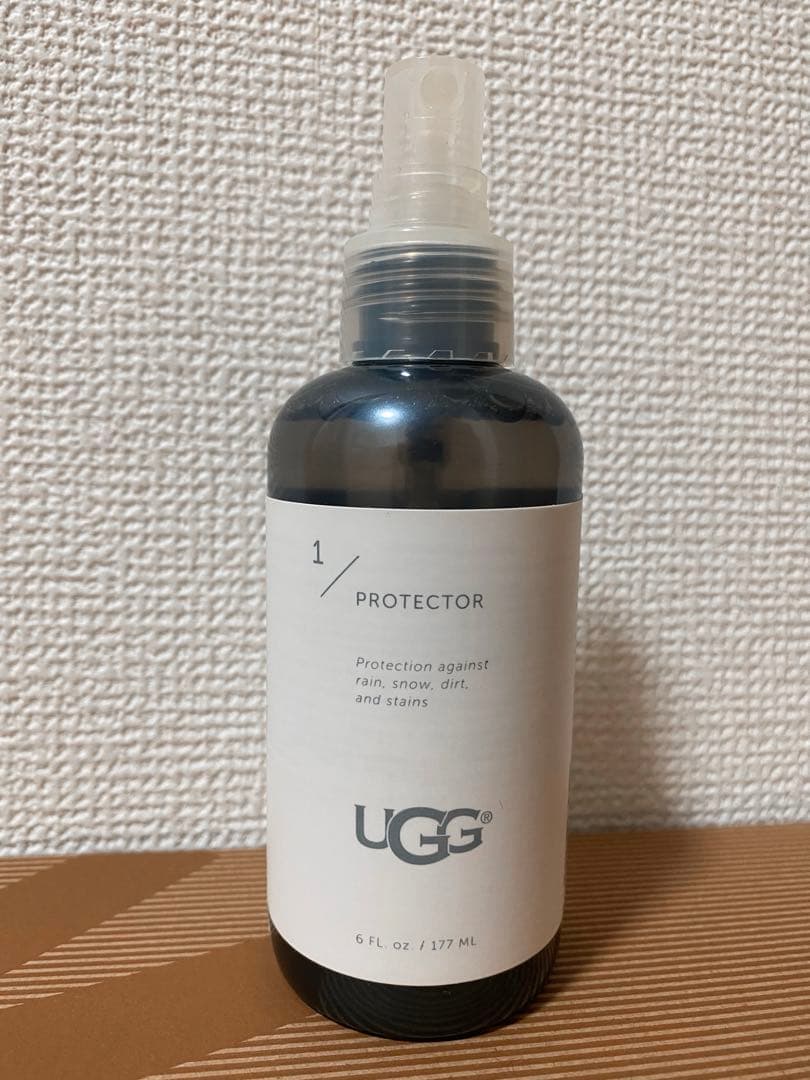 ugg バックリボンムートンブーツ　ブラック美品　おまけ付き♪