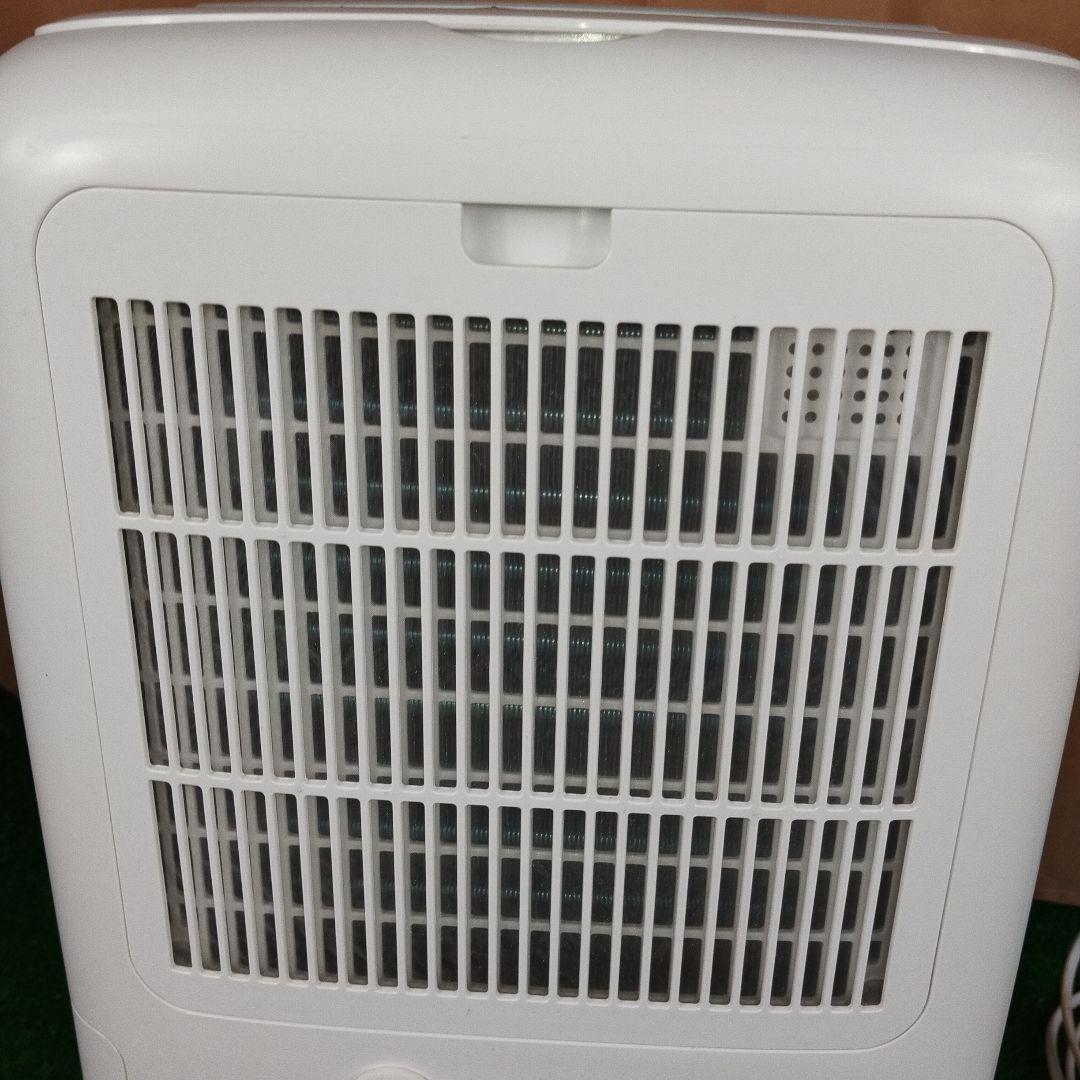 シャープ 衣類乾燥除湿機 CV-P71-W