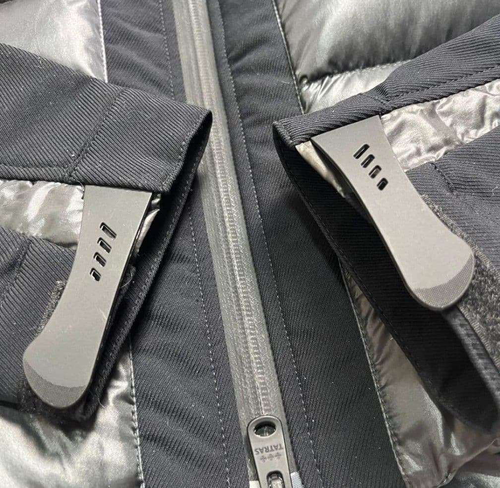 M相当/美品✨タトラス ダウンジャケット ハイブリット 切り替え 黒×濃灰色