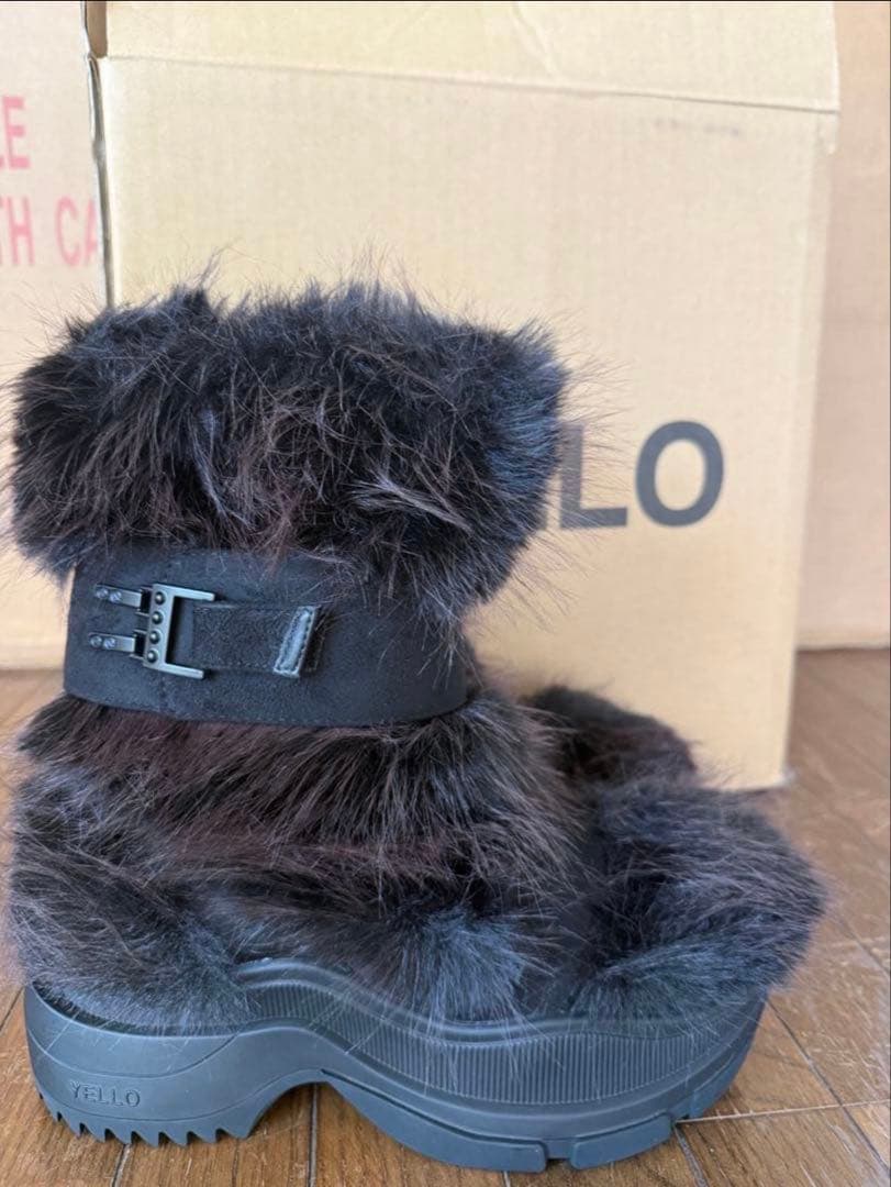 完売品　YELLO ファーブーツ 黒　M