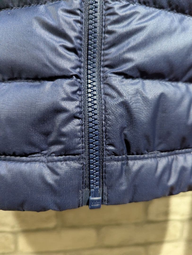 Patagonia ダウンセーターフーディ 濃紺 美品 xs