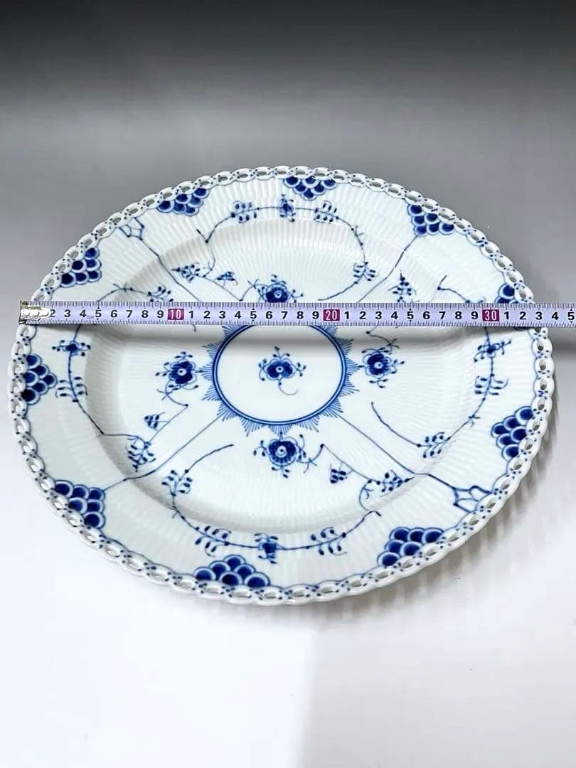 E105 ロイヤルコペンハーゲン　ブルーフルーテッド 大皿　フルレース　飾皿