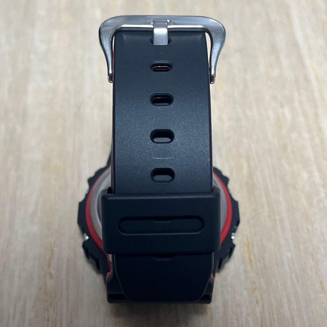 必見★未使用人気モデル極美品G-SHOCK DW-5600UHRブラック×レッド
