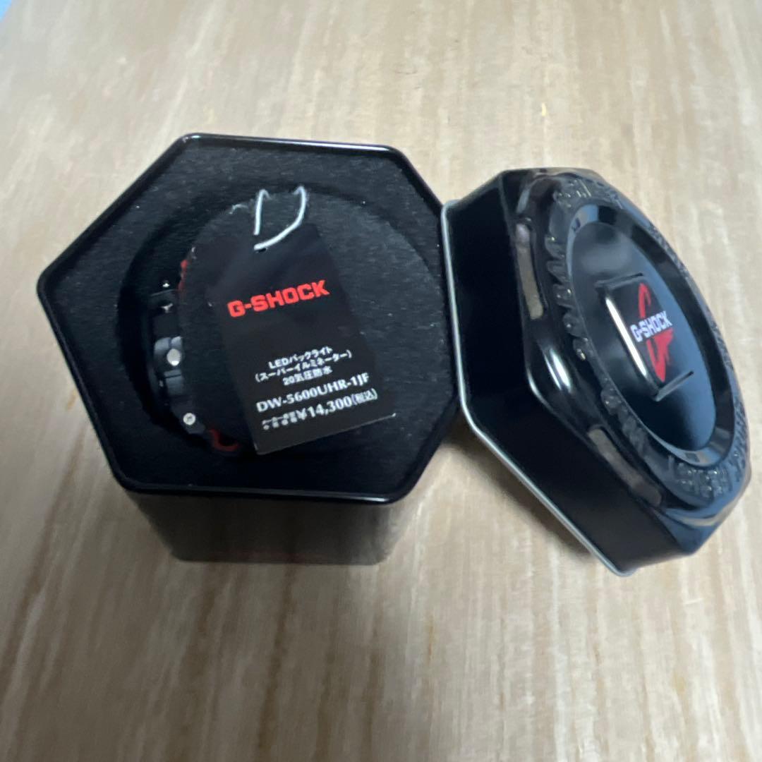 必見★未使用人気モデル極美品G-SHOCK DW-5600UHRブラック×レッド